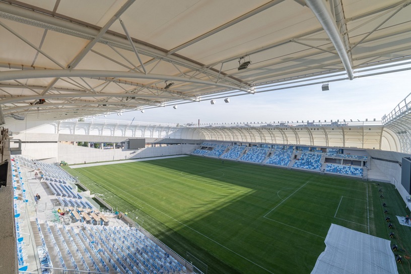 A Hungária körúton található Új Hidekuti Nándor stadion kivitelezéséhez szükséges transzportbeton 95 százalékát a DDC Budapest Basa utcai üzeméből szállított C30/37 típusú betonból fedezték.